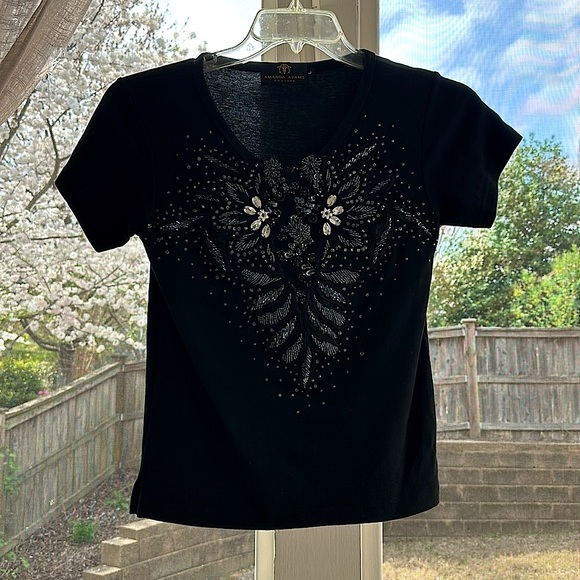 Amanda Adams Couture 100% Cotton (exclusive of embellishment) Short Sleeved Tee - Picture 4 of 7